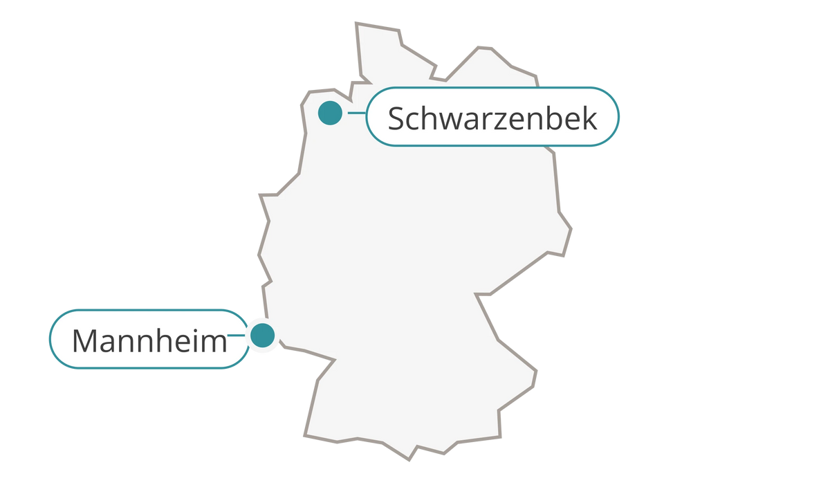 Karte von Deutschland mit den Showroom-Standorten Schwarzenbek und Mannheim.